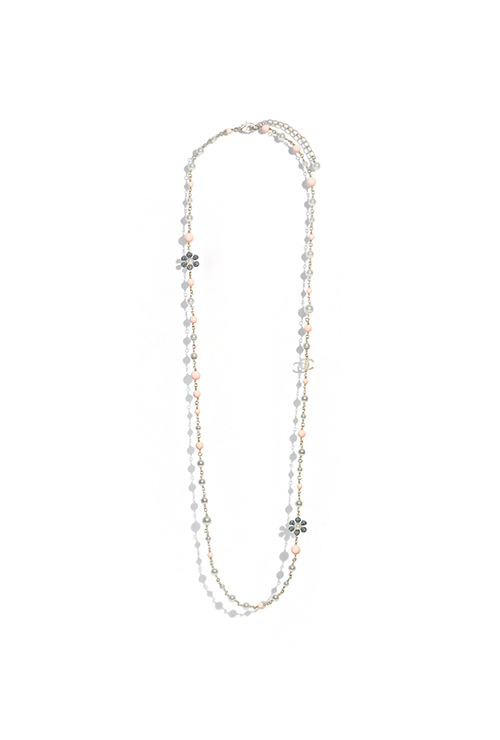 long necklace with flowers and stones